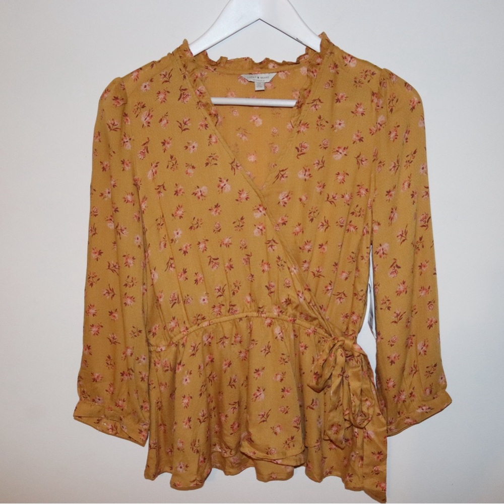Lucky brand | floral V neck Wrap Size small new